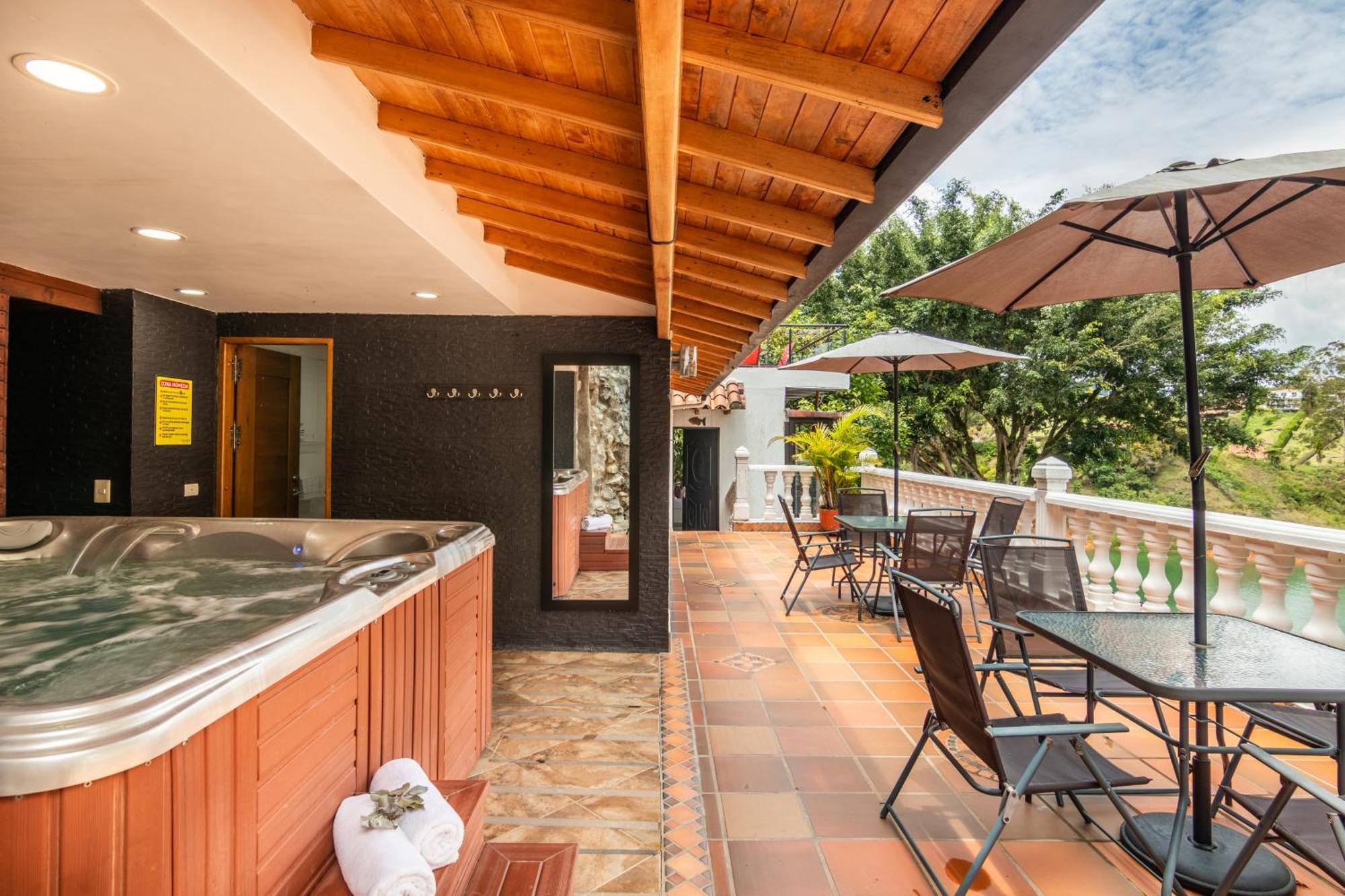 Serendipity Hospedaje Boutique Guatape Exterior photo